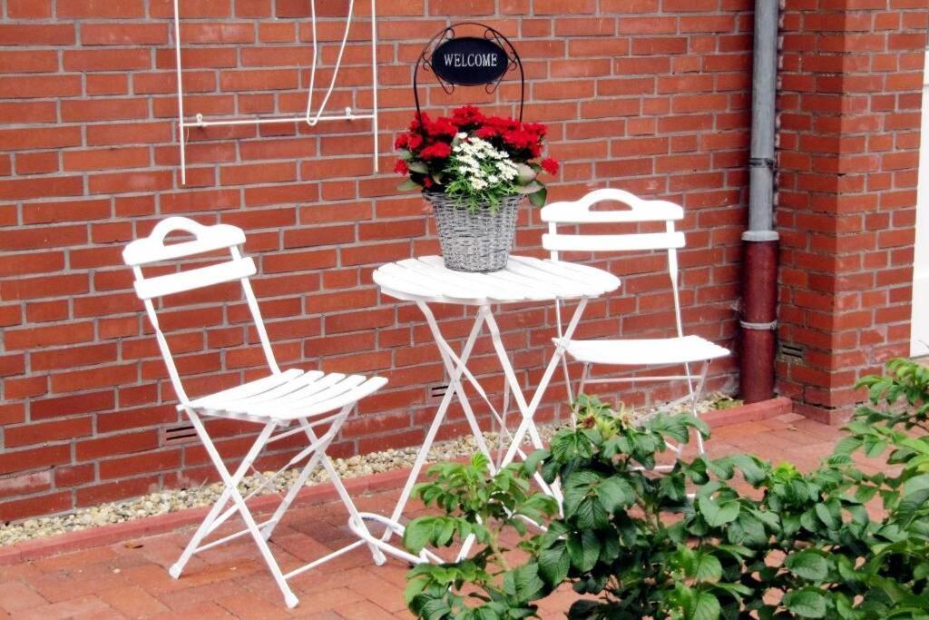 Ferienwohnung Haus Schwalbennest Eg Ditzum Exterior foto